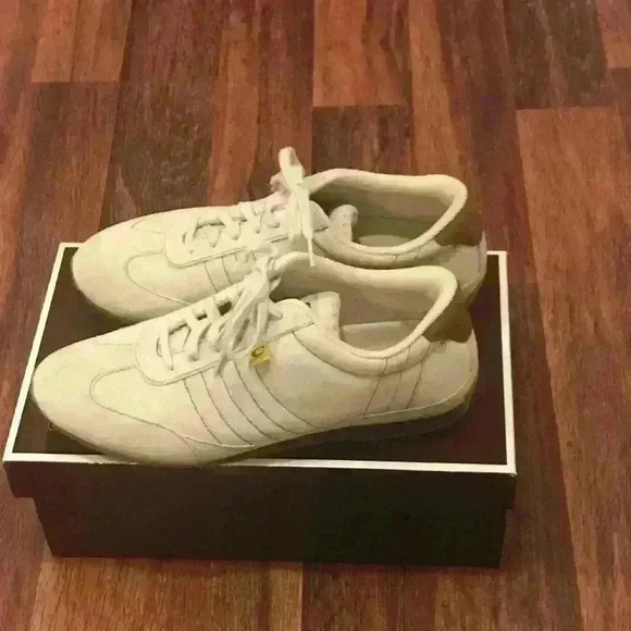 COPY - Coach shoes - Picture 2 of 3